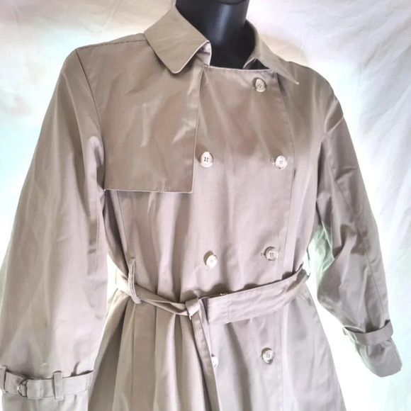 Cambridge Trench Coat - Picture 2 of 14